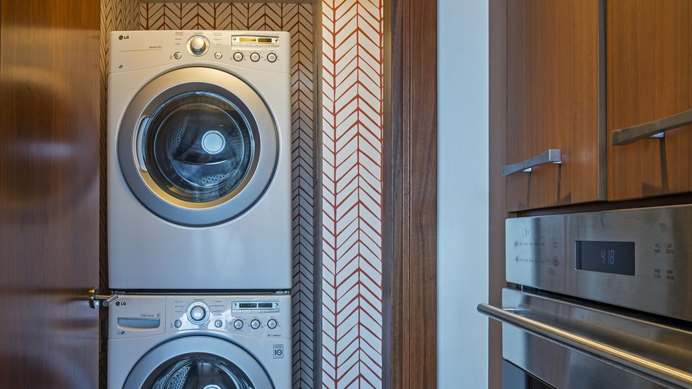 ONE Ala Moana Kobayashi