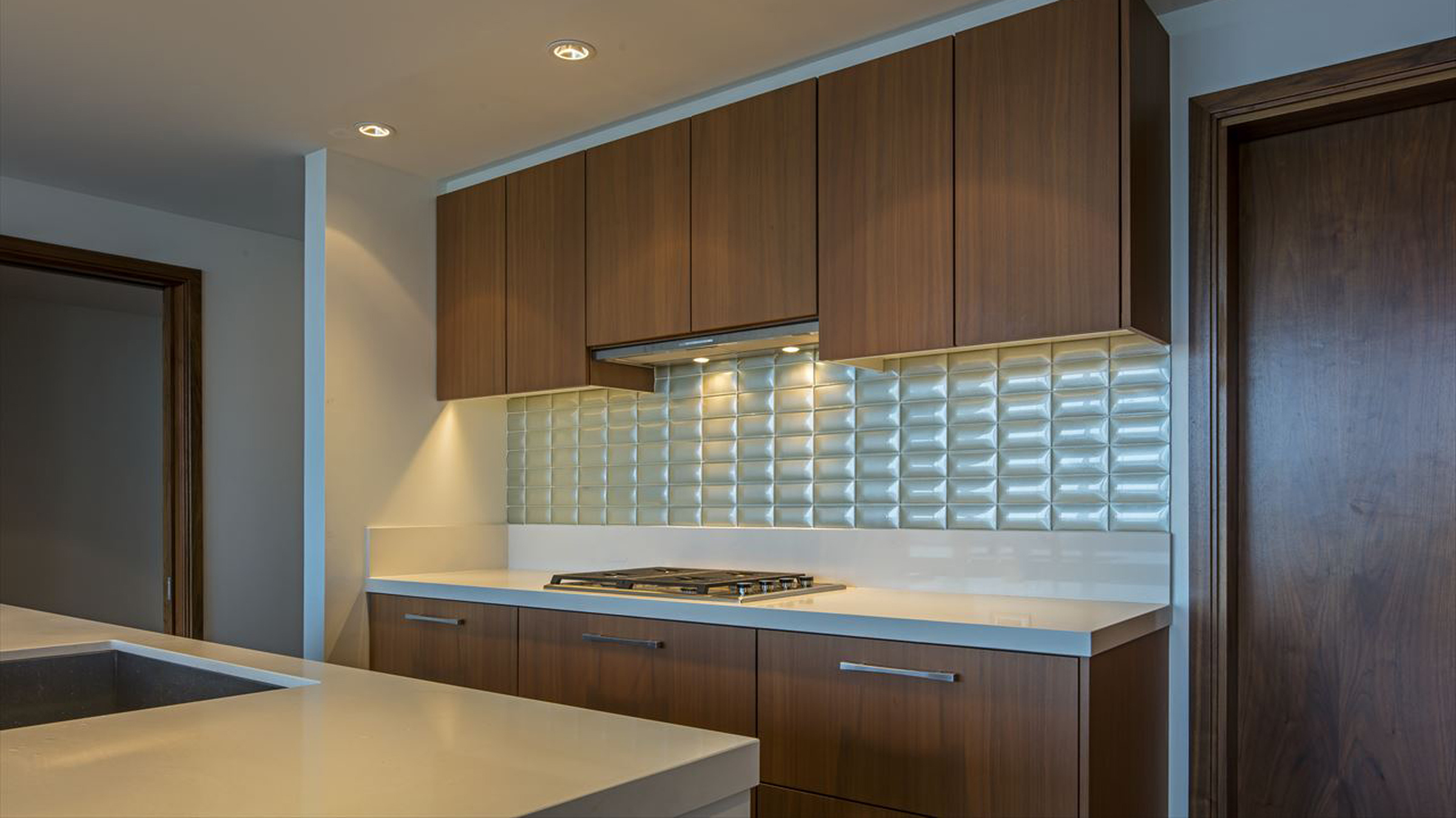 ONE Ala Moana Kobayashi